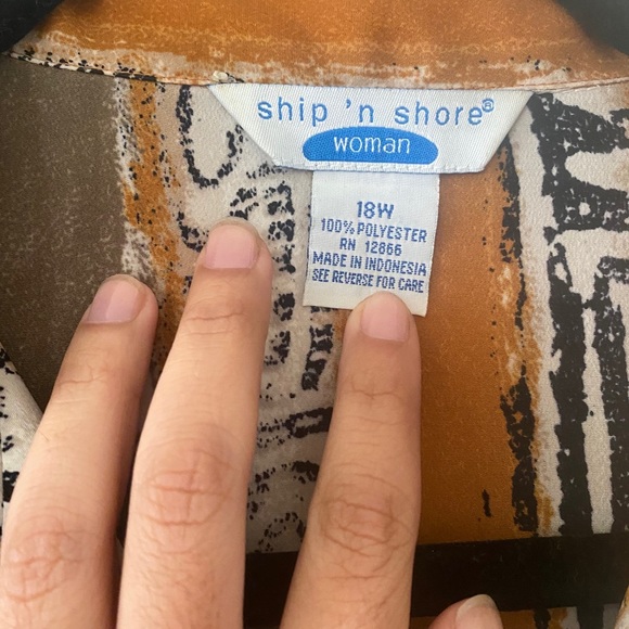 Vintage button up - Picture 4 of 5